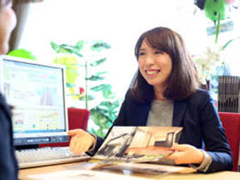 社員は20代～30代の若手中心。不動産業界の”常識”にとらわれず、自由な発想で売上を伸ばしている会社です！